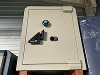 Kluis (3x) - afbeelding 7 van  8