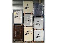 Kluis (3x) - afbeelding 1 van  8