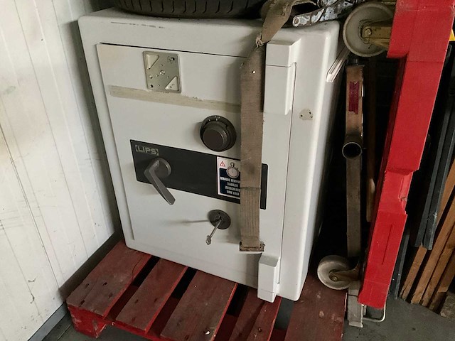 Kluis (3x) - afbeelding 6 van  7