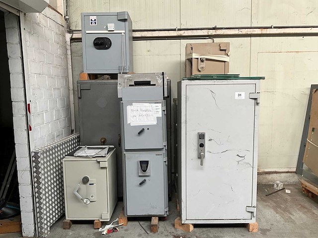 Kluis (8x) - afbeelding 6 van  13