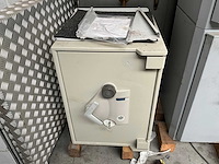 Kluis (8x) - afbeelding 7 van  13