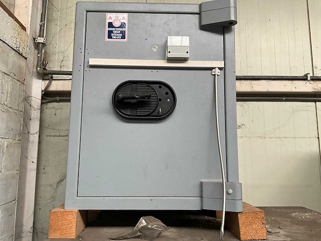 Kluis (8x) - afbeelding 11 van  13