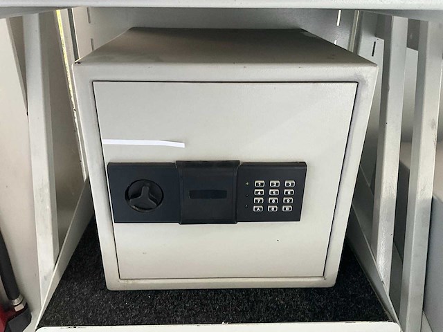 Kluis (8x) - afbeelding 10 van  15