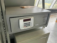 Kluis (8x) - afbeelding 11 van  15