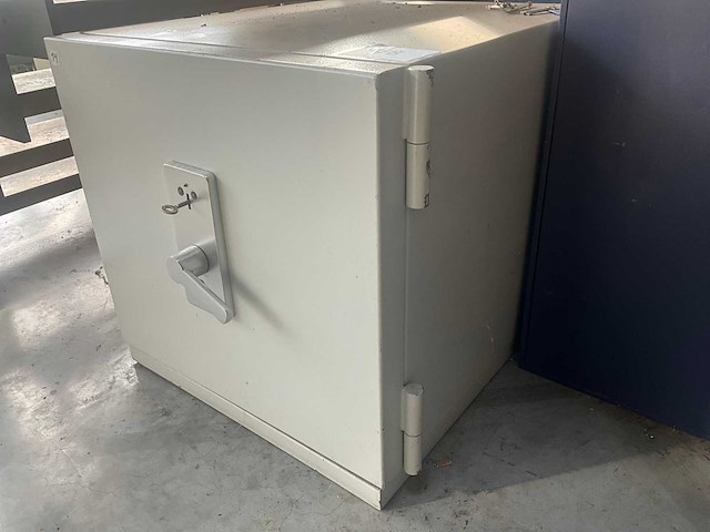 Kluis - afbeelding 1 van  8