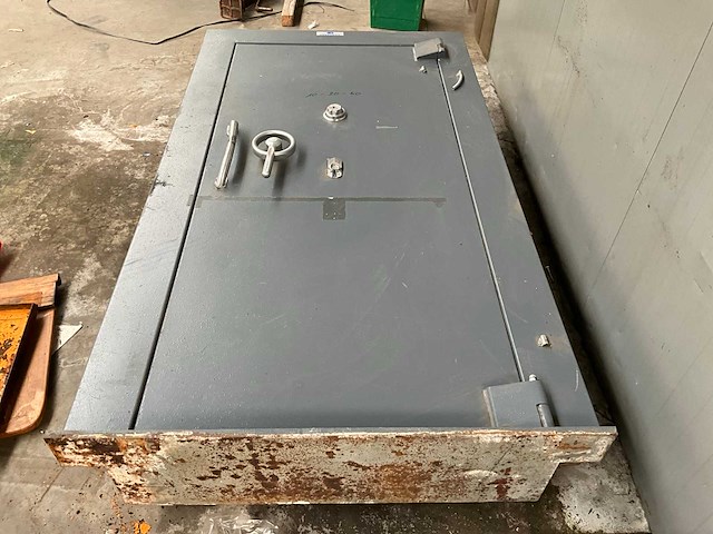 Kluisdeur (3x) - afbeelding 1 van  10