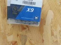 Kmc ketting 9-speed x9 grey 114 schakels (box) - afbeelding 1 van  1