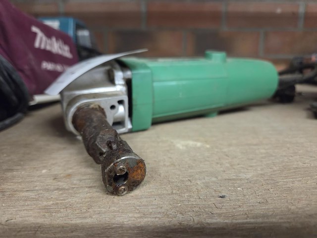 Knabbelschaar hitachi cn16 - afbeelding 2 van  3