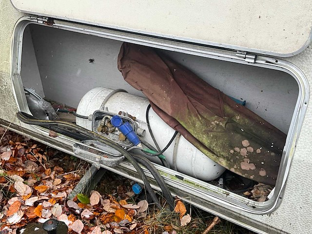 Knaus caravan - afbeelding 28 van  31