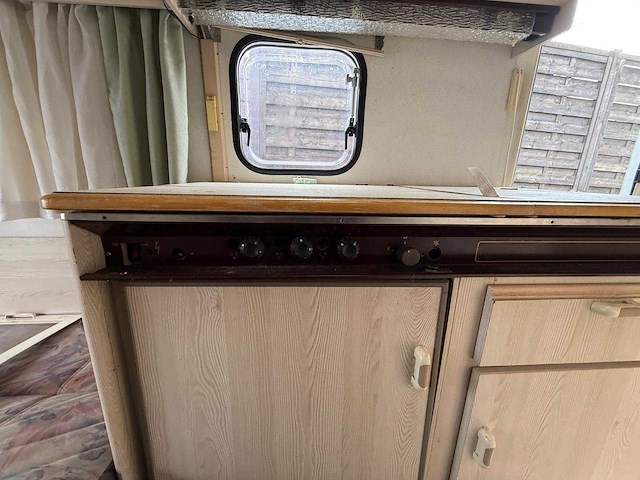 Knaus caravan - afbeelding 15 van  34