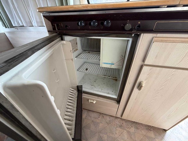 Knaus caravan - afbeelding 16 van  34