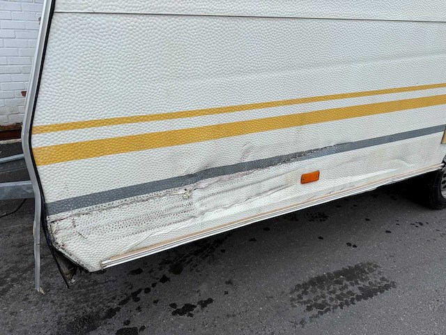 Knaus caravan - afbeelding 8 van  18