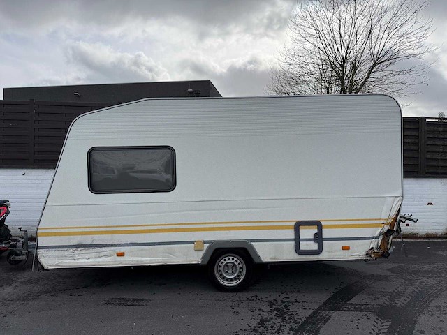 Knaus caravan - afbeelding 2 van  34