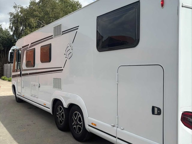 Knaus r12 autocaravane intégrale motorhome - afbeelding 34 van  50