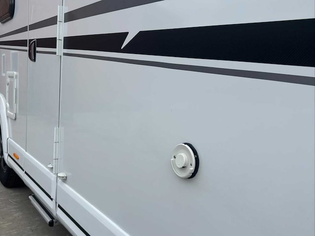 Knaus r12 autocaravane intégrale motorhome - afbeelding 48 van  50