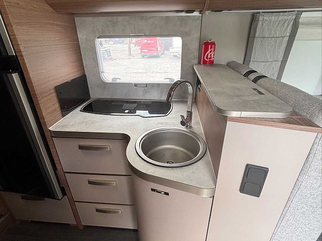 Knaus r12 autocaravane intégrale motorhome - afbeelding 26 van  50