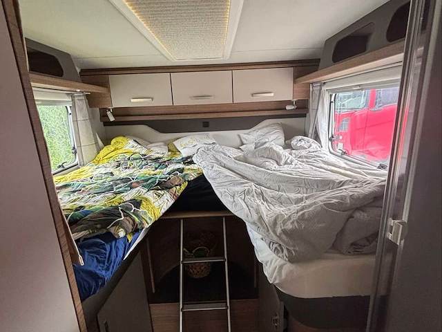 Knaus r12 autocaravane intégrale motorhome - afbeelding 31 van  50