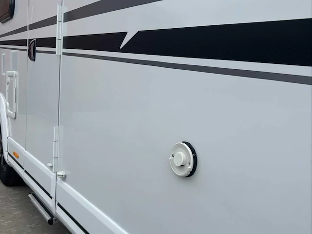 Knaus r12 autocaravane intégrale motorhome - afbeelding 48 van  50