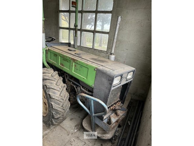 Knik-traktor holder - afbeelding 2 van  7