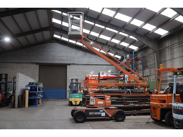 Knikarmhoogwerker etramo skyhigh st elektrisch 10m 1991 - afbeelding 1 van  1