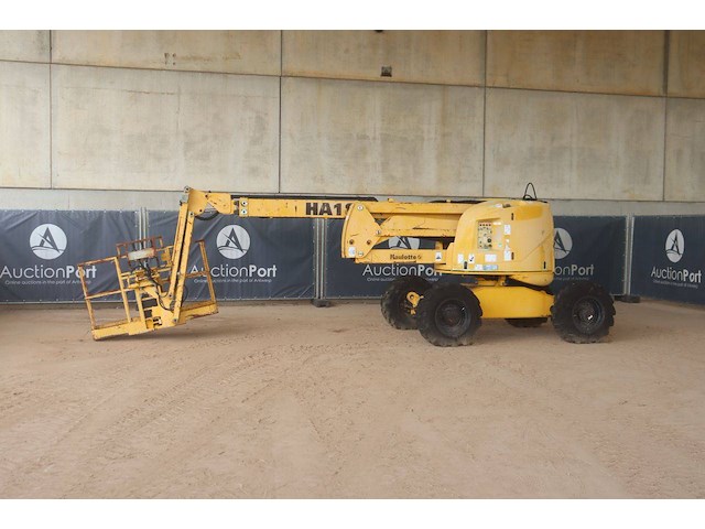 Knikarmhoogwerker haulotte ha18 px diesel 17.3m 2001 - afbeelding 1 van  1