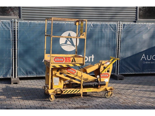 Knikarmhoogwerker hyster m-15 elektrisch 6.6m - afbeelding 1 van  1