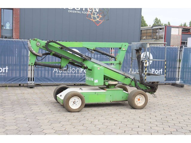 Knikarmhoogwerker nifty hr12ne elektrisch 12.2m 2010 - afbeelding 1 van  1