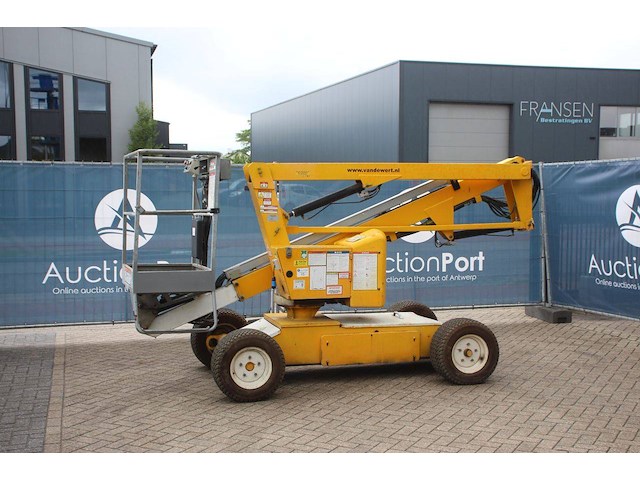 Knikarmhoogwerker nifty hr12ne elektrisch 200kg 12m 2011 - afbeelding 1 van  1