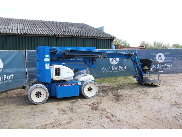 Knikarmhoogwerker nifty hr15 nde elektrisch+diesel 15.5m 2011 - afbeelding 1 van  1