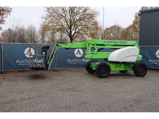 Knikarmhoogwerker niftylift hr21 d 4x4 diesel 20.8m 2014 - afbeelding 1 van  1