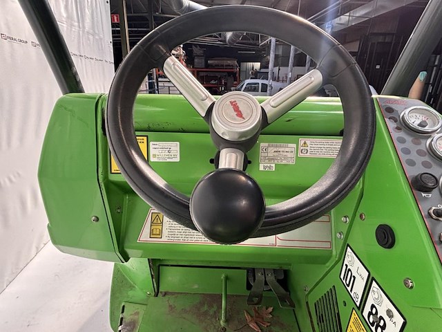 Kniklader : avant 528 minishovel - afbeelding 3 van  19