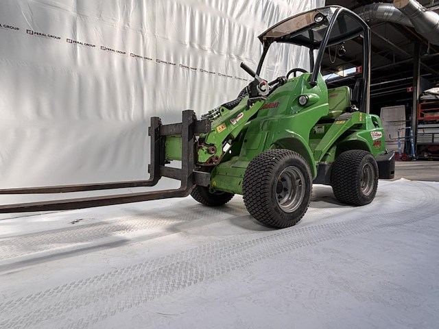 Kniklader : avant 528 minishovel - afbeelding 15 van  19