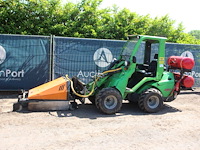 Kniklader avant m635 diesel 2010 met aanbouwdeel - afbeelding 1 van  1