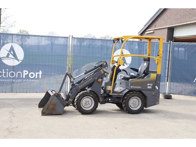 Kniklader eurotrac 800/w10 diesel 16kw 2020 - afbeelding 1 van  1