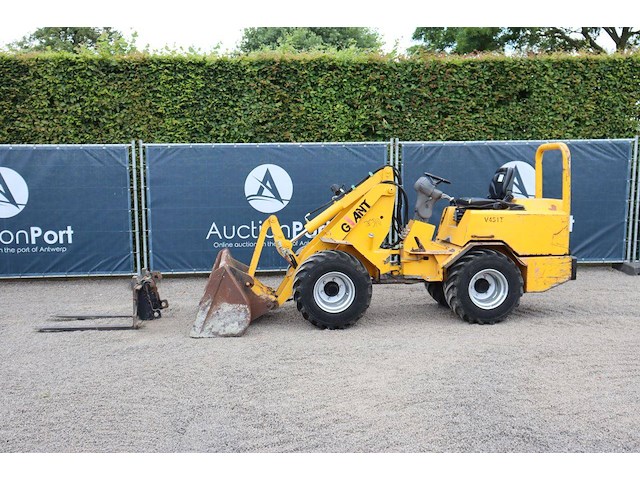 Kniklader giant v451t diesel 33kw 2002 - afbeelding 1 van  1