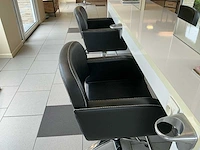 Knipeiland met 4 kaptafels, spiegels en 4 kappersstoelen - afbeelding 5 van  5