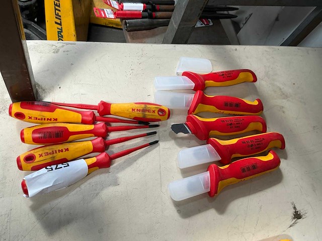 Knipex 1000v schroevendraaier / ontmantelmes (10x) - afbeelding 1 van  5