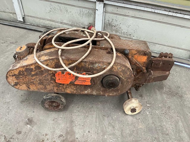Knipmachine betonijzer - afbeelding 2 van  6
