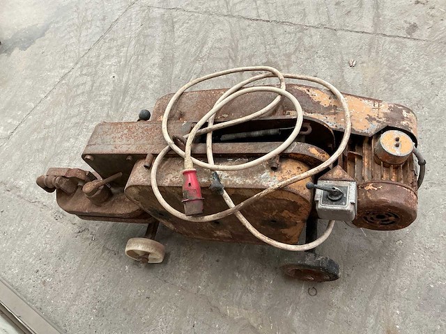 Knipmachine betonijzer - afbeelding 4 van  6