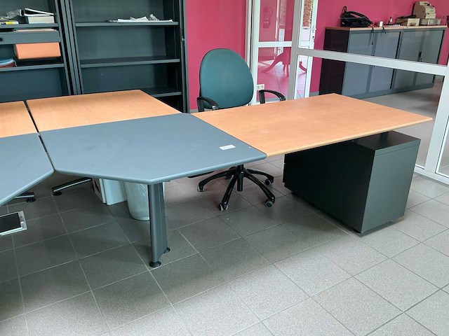 Knoll bureau - afbeelding 3 van  4