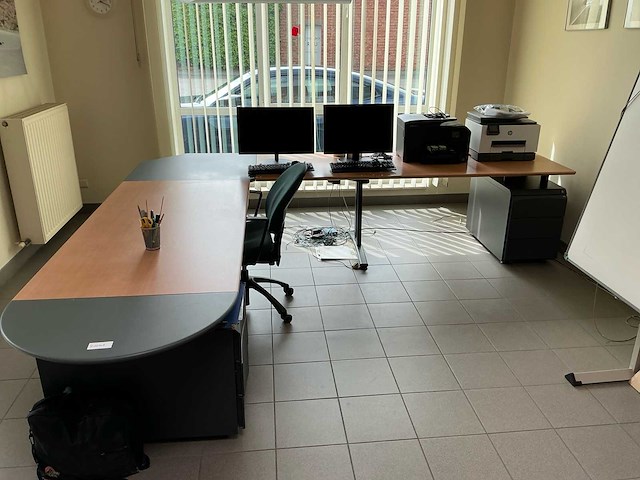 Knoll bureau - afbeelding 2 van  4