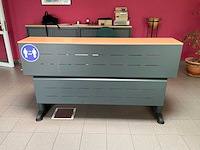 Knoll receptie- en baliemeubel - afbeelding 2 van  3