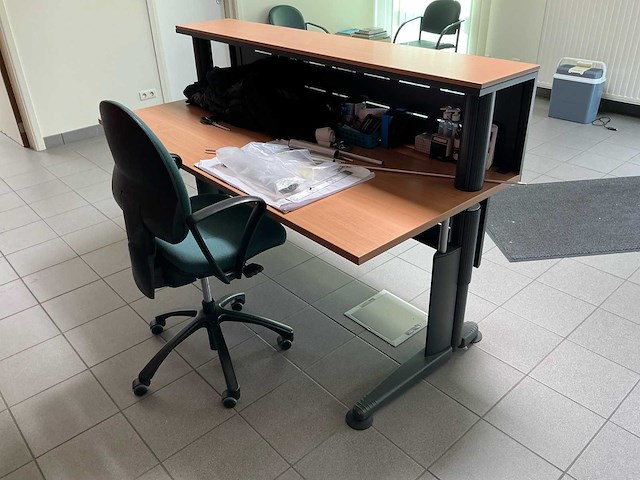 Knoll receptie- en baliemeubel - afbeelding 3 van  3
