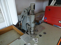 Knopenmachine - afbeelding 2 van  5
