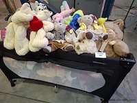 Knuffels - afbeelding 1 van  3