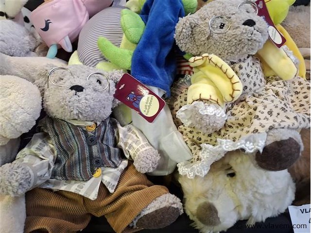 Knuffels - afbeelding 2 van  3