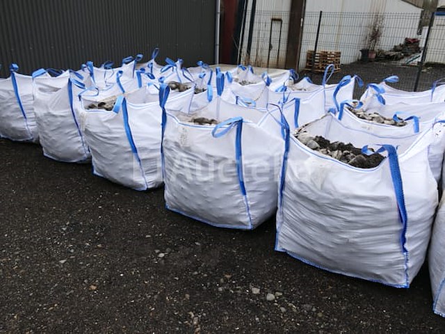 Knuste steen 60/90 in grote zakken - afbeelding 1 van  5