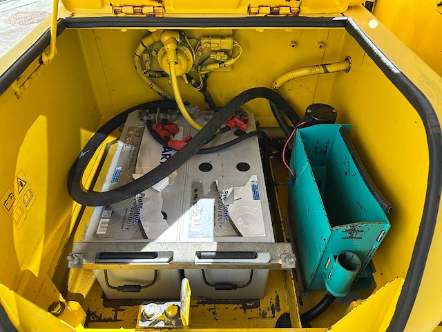 Kobelco - 2000 - sk210lc-6 - rupsgraafmachine - afbeelding 30 van  56