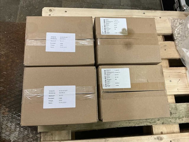 Köco fabory lasbouten -lasstuds overige metaalvoorraden - afbeelding 1 van  2