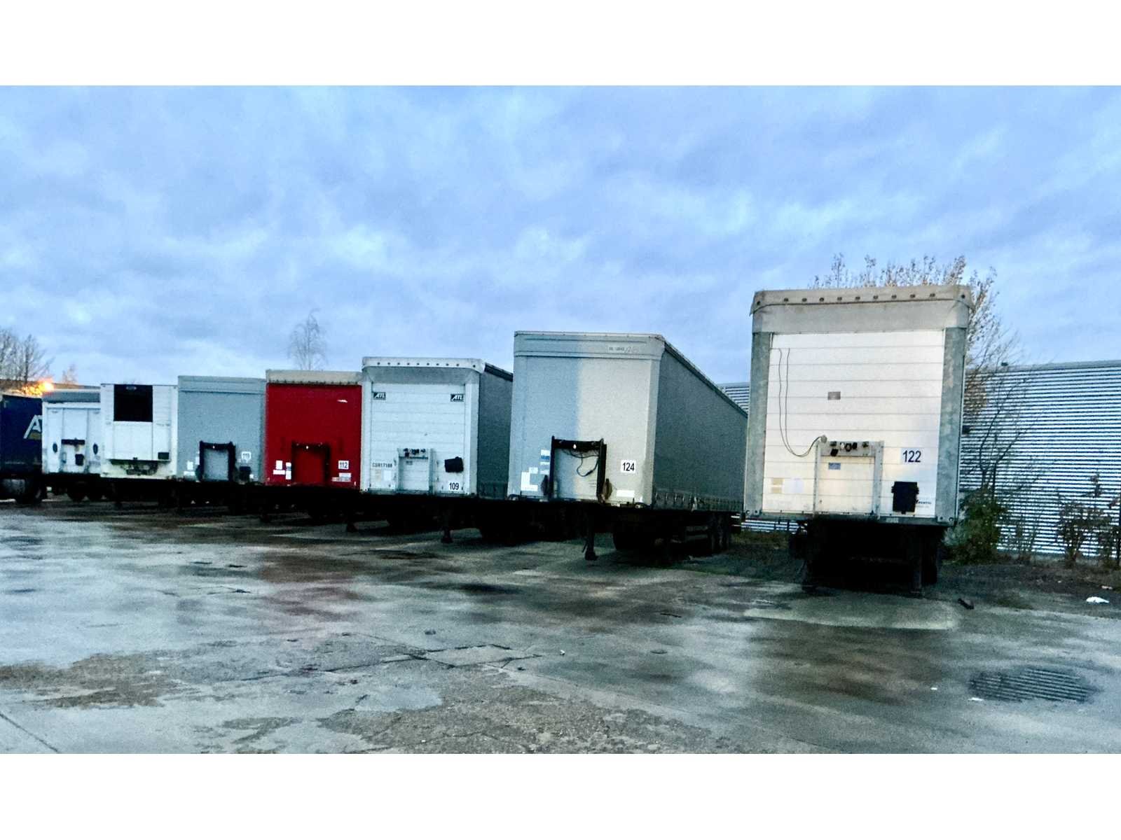 Koel- /zeilopleggers en containerchassis